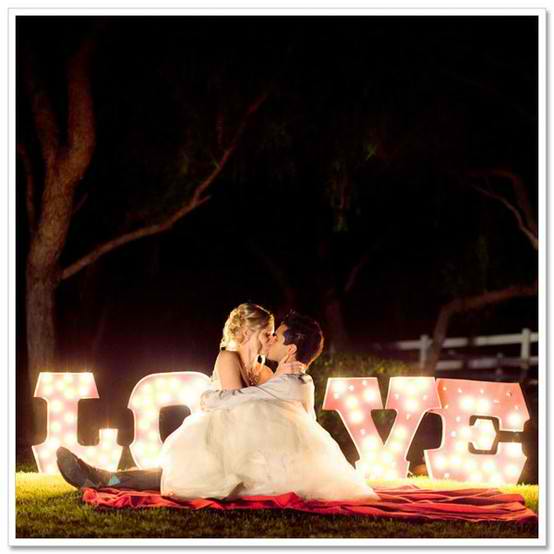 Using Props in Wedding Photos