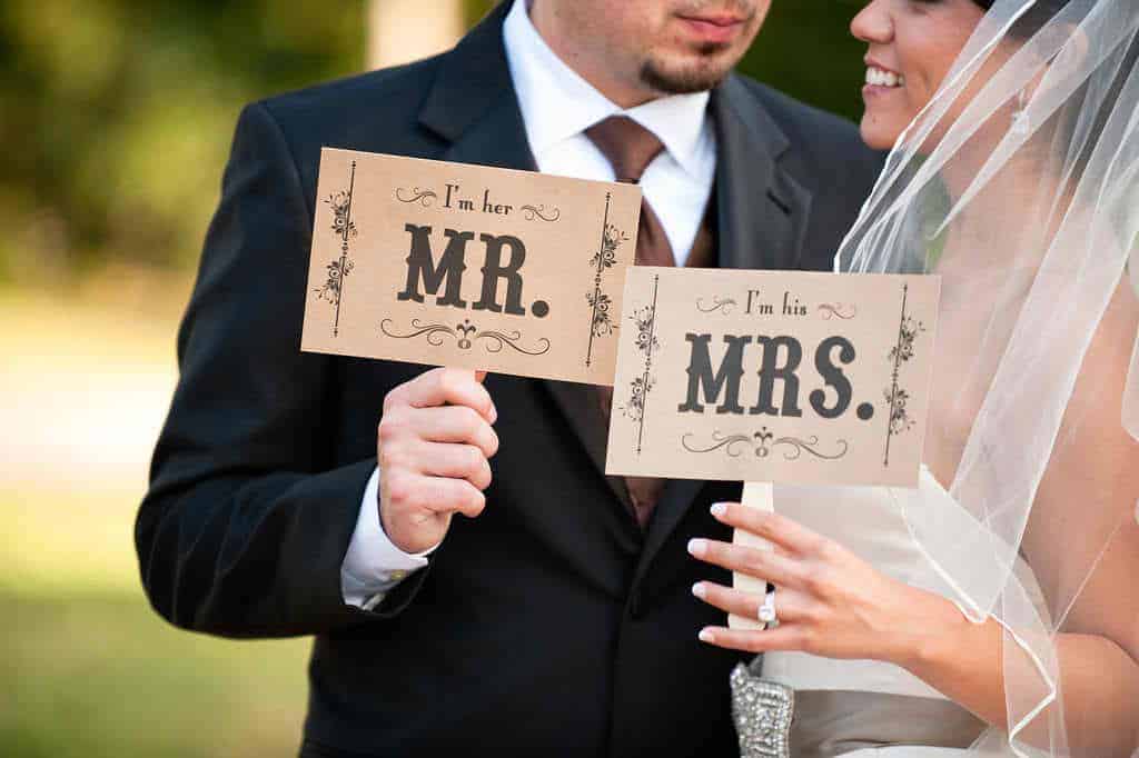 wedding photography props ideas