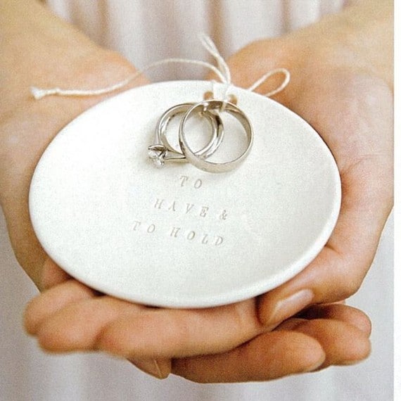 DIY Destination Wedding Ring Bearer Pillows 1