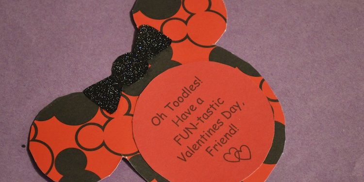 DIY Minnie Mouse Valentines Card 2