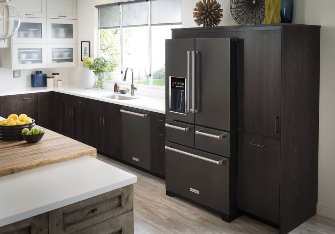 5 Kitchen Design Inspirations for New Black Stainless Steel Appliances