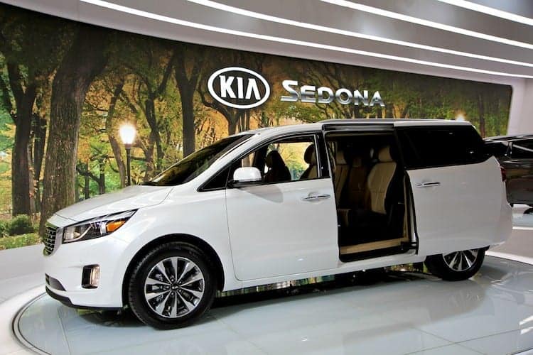 2015 kia sedona 3