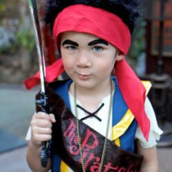 How to Make Your Own Disney “Jake and The Never Land Pirates” Costumes