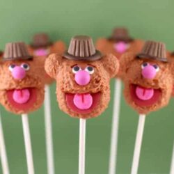 {Recipe} Disney The Muppets: Fozzie Bear Cake Pops