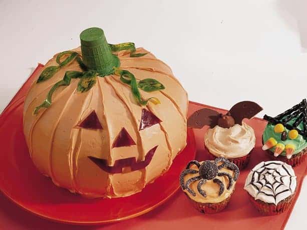 Halloween Cakes and Cupcakes
