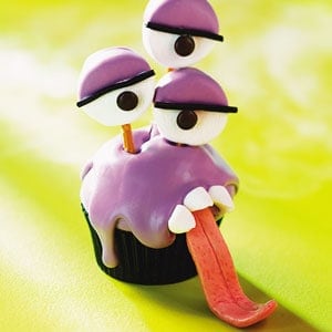 10 Fabulous Halloween Cake and Cupcake Recipes 10 Fabulous Halloween Cakes and Cupcake Recipes