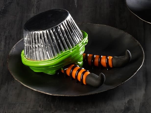 10 Fabulous Halloween Cake and Cupcake Recipes Halloween Cakes and Cupcakes