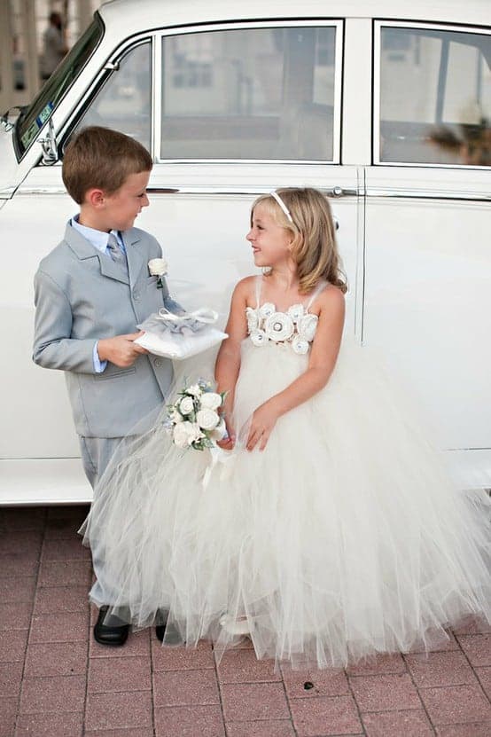 Wedding Photography: 15 Flower Girl And Ring Bearer Ideas