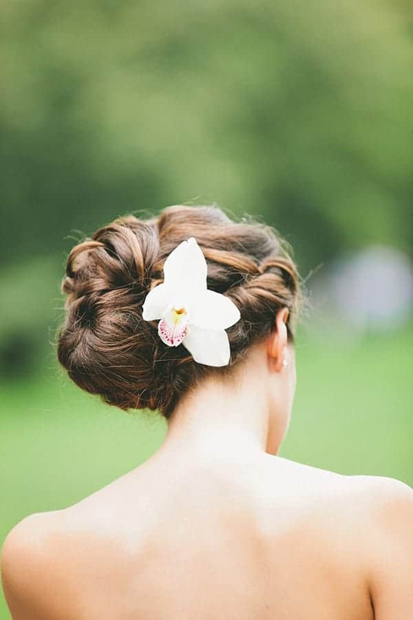 wedding-hairstyles-with-flowers