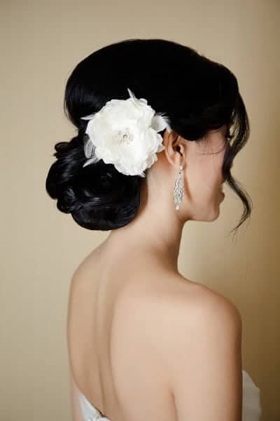 wedding-hairstyles-with-flowers