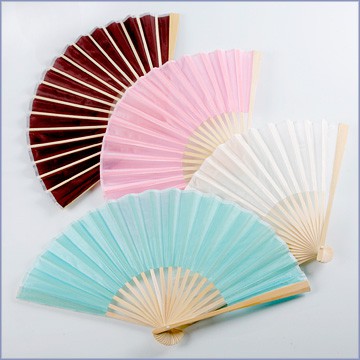 10 Fun and Functional Beach Wedding Favors Beach Wedding Favors