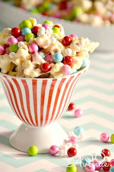 1 Unique Thing To Do With Popcorn For Christmas