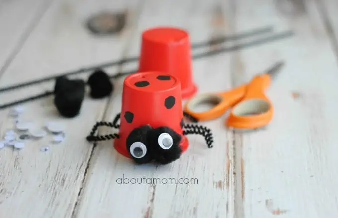 Simple easy to make Lady bug craft that uses recycled K cups -  - Fun and Creative Ways to ReUse K Cups and Coffee Grounds