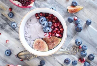 blueberry chia yogurt bowl