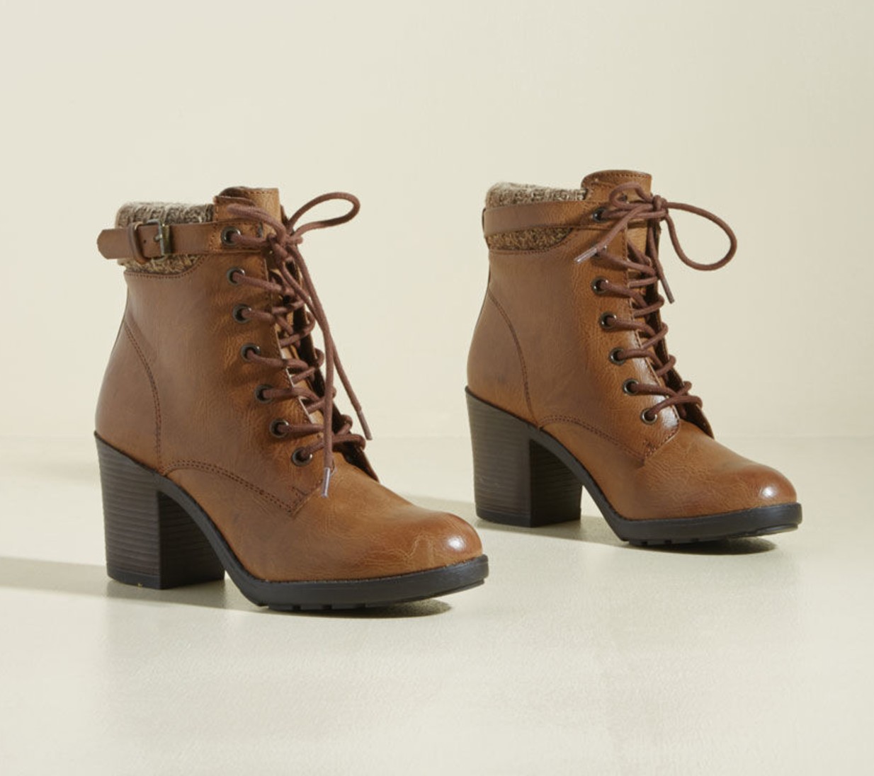 18 Trendy Boots You Need To Rock The Fall Season