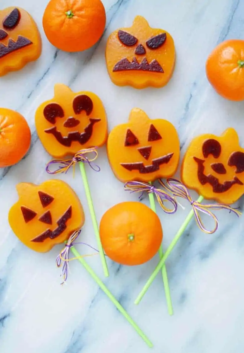 Awesome Halloween Desserts Jack-o-lantern halloween pops