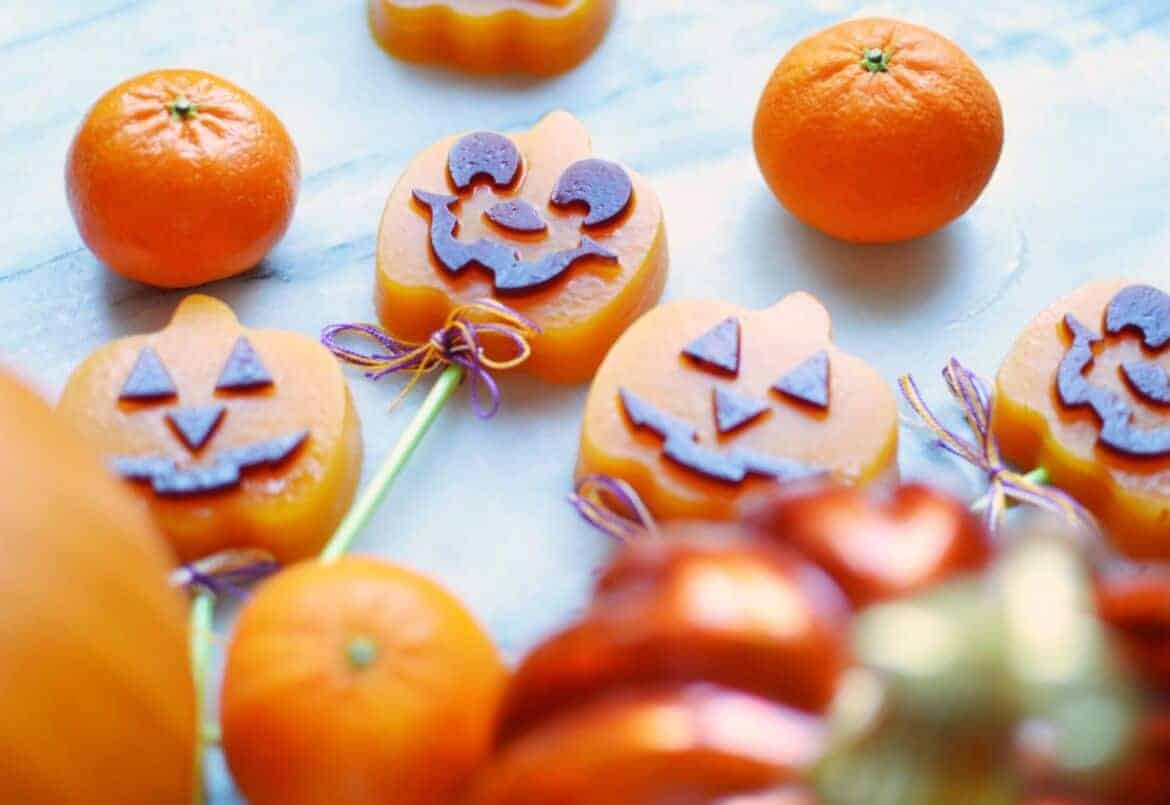 pumpkin jack-o-lantern halloween treats