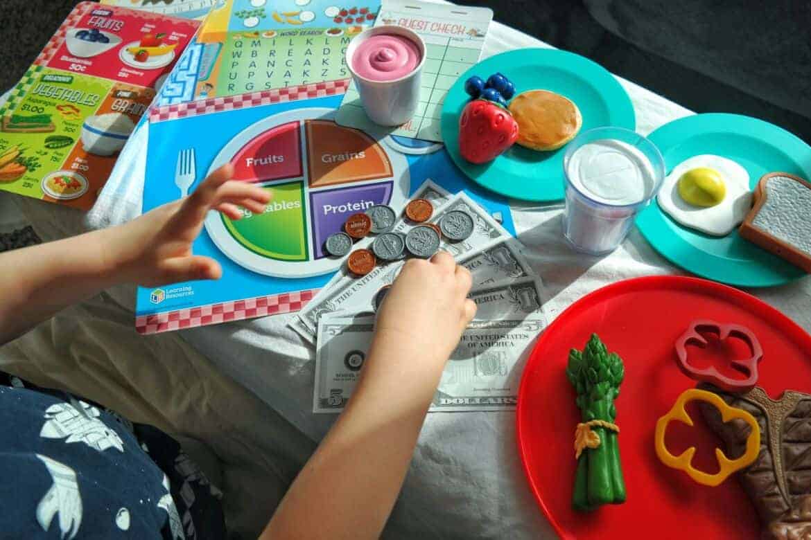 non electronic educational toys