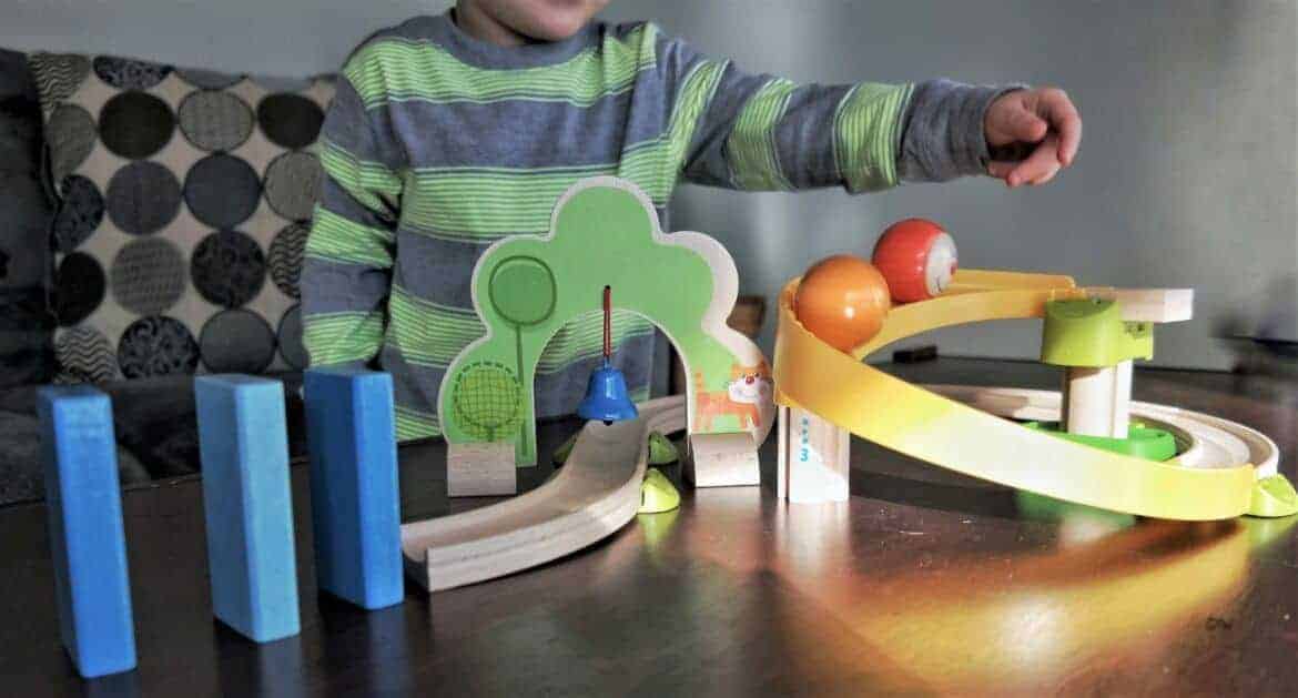 NonElectronic Toys to Help Moms Survive the Winter Surf and Sunshine