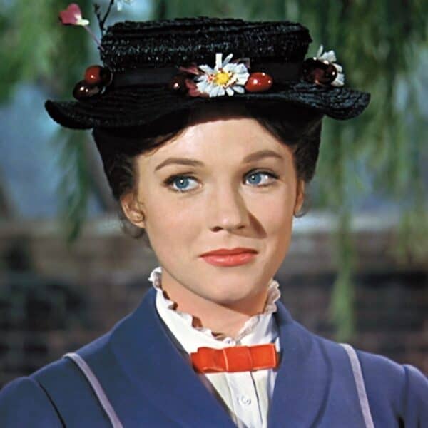 How To Make An Awesome DIY Mary Poppins Costume