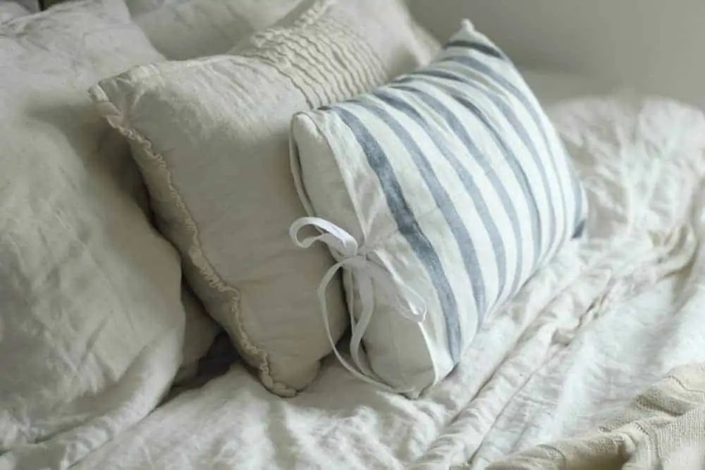 how to make tea towel pillowcases