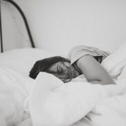 4 Tips for Getting a Good Night’s Sleep When You Travel