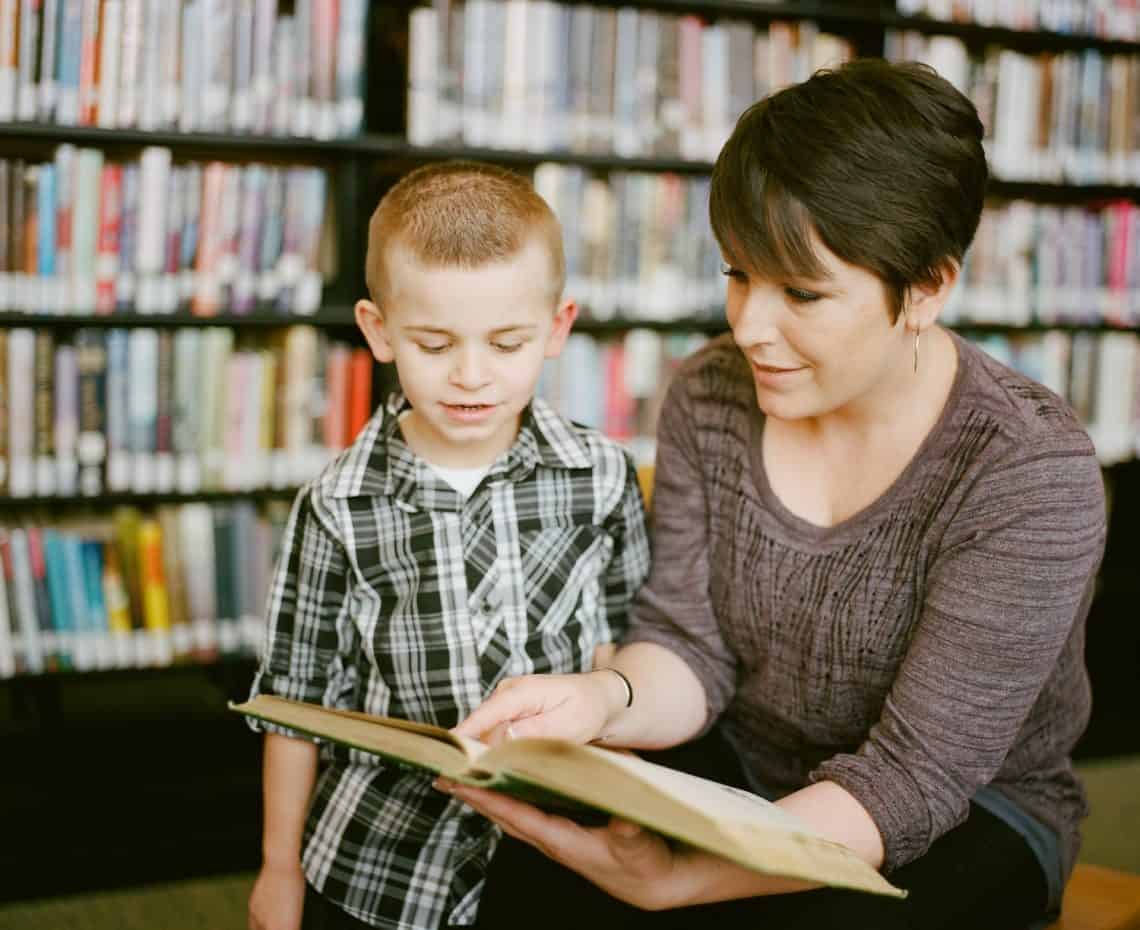 teaching kids to read with high frequency dolch sight words
