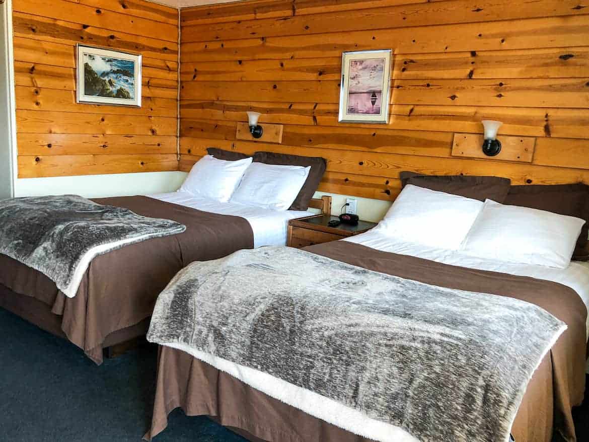 Captain's Choice Motel Haines Alaska room