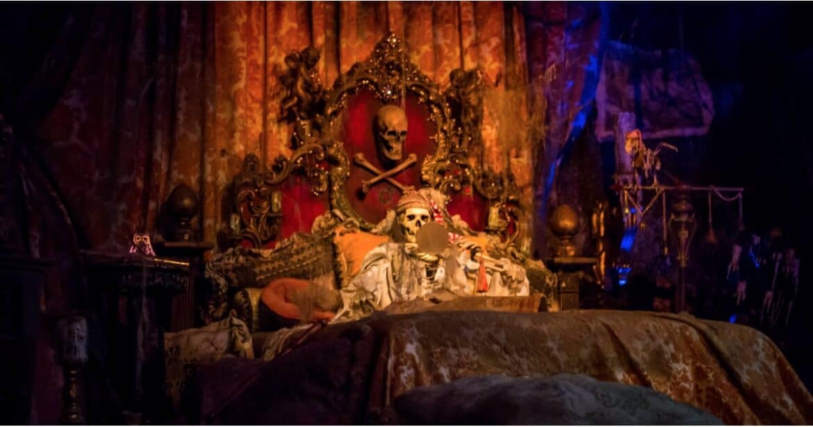 pirates of the caribbean ride - Is Disney World haunted
