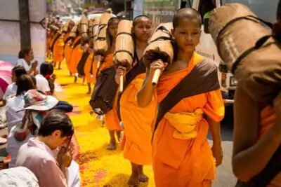 500 Monk Pilgrimage in Chiang Mai 2176