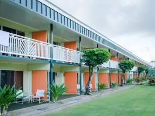 Kauai Shores Hotels 8