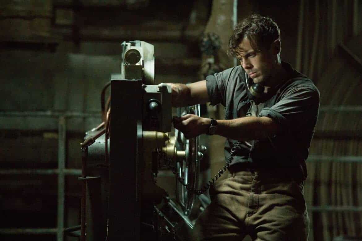 Ray Sybert (Casey Affleck)