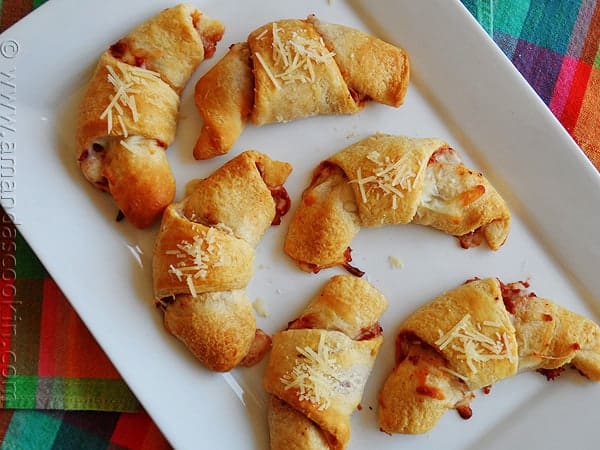 pizza-crescent-roll-ups-2