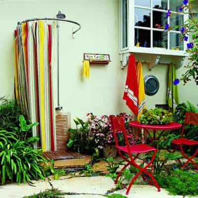 DIY Beach Cottage: Outdoor Showers Source