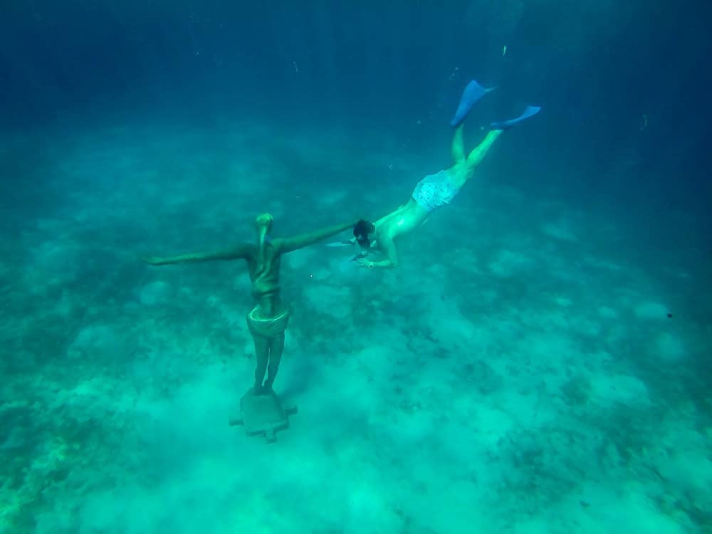 underwater statue